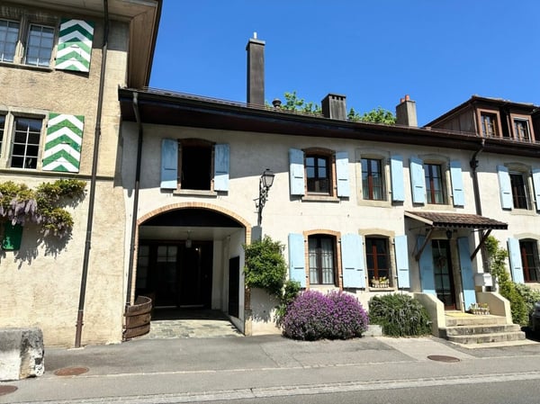 BELLE MAISON VIGNERONNE CONTIGUË EN TRIPLEX 2