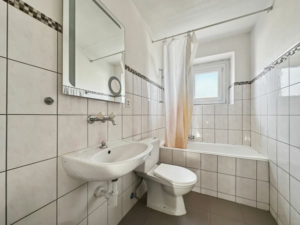 MAISON LOCATIVE DE 5 APPARTEMENTS AVEC ANNEXE INDEPENDANTE 19