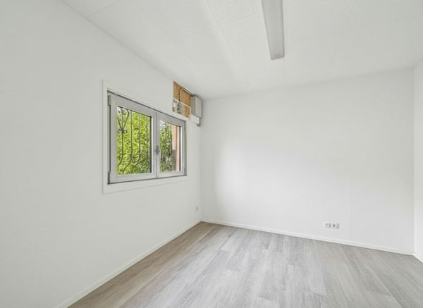 MAISON LOCATIVE DE 5 APPARTEMENTS AVEC ANNEXE INDEPENDANTE 27
