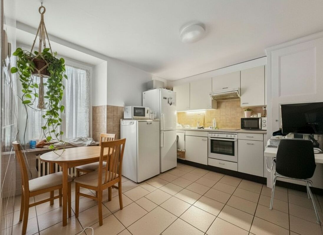 MAISON LOCATIVE DE 5 APPARTEMENTS AVEC ANNEXE INDEPENDANTE