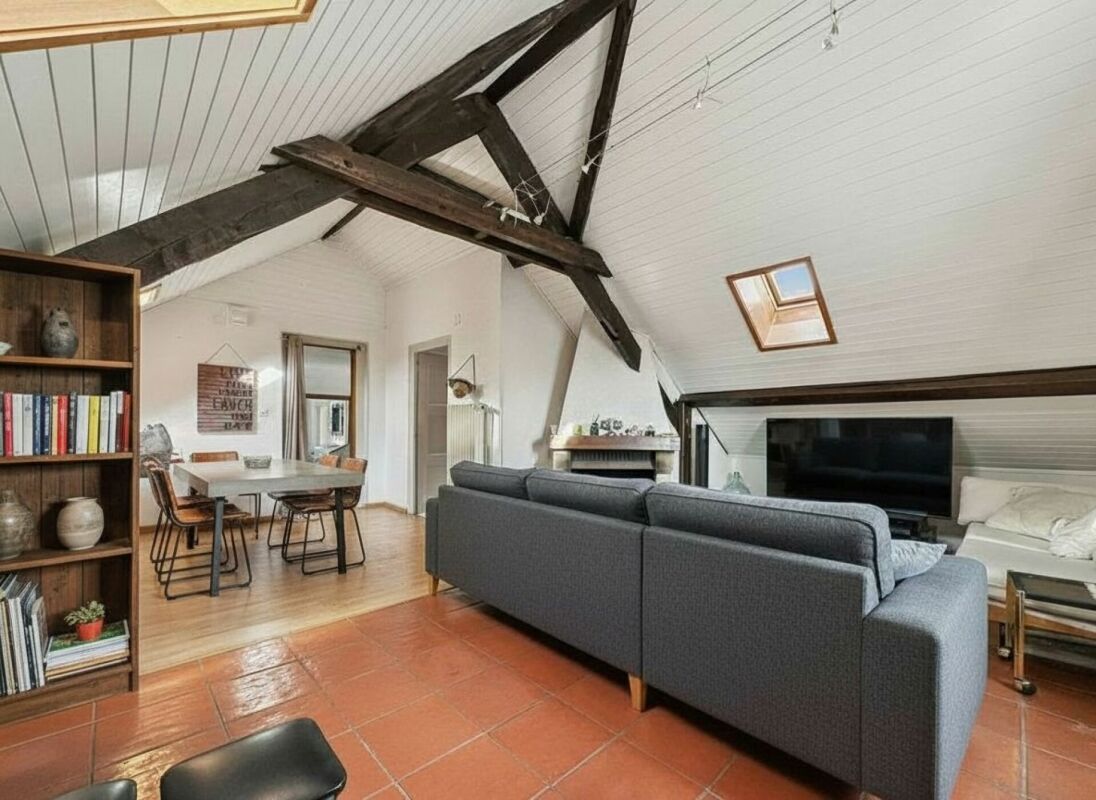 MAISON LOCATIVE DE 5 APPARTEMENTS AVEC ANNEXE INDEPENDANTE