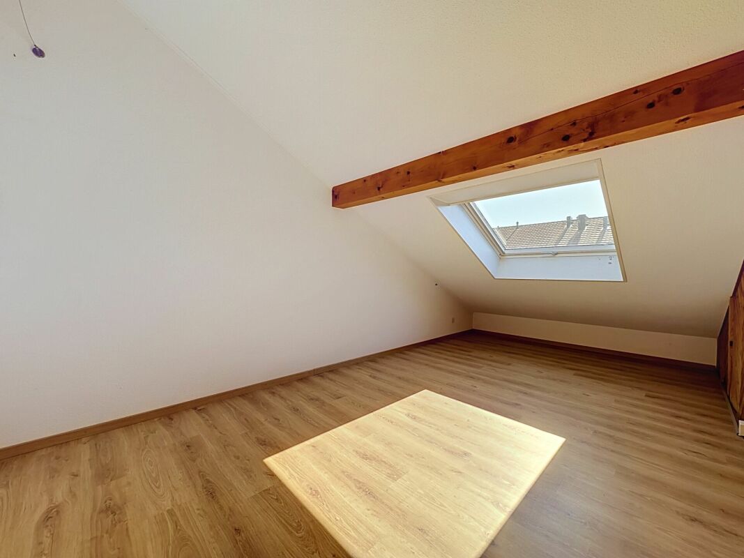 APPARTEMENT EN DUPLEX DE 6,5 PIECES DE 165 M2 AVEC BALCON