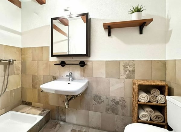BELLE MAISON VIGNERONNE CONTIGUË EN TRIPLEX 22