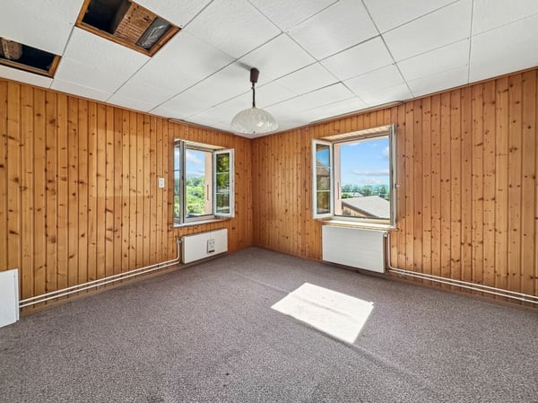 MAISON VILLAGEOISE MITOYENNE DE 2 APPARTEMENTS 16