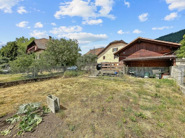 MAISON VILLAGEOISE MITOYENNE DE 2 APPARTEMENTS 2