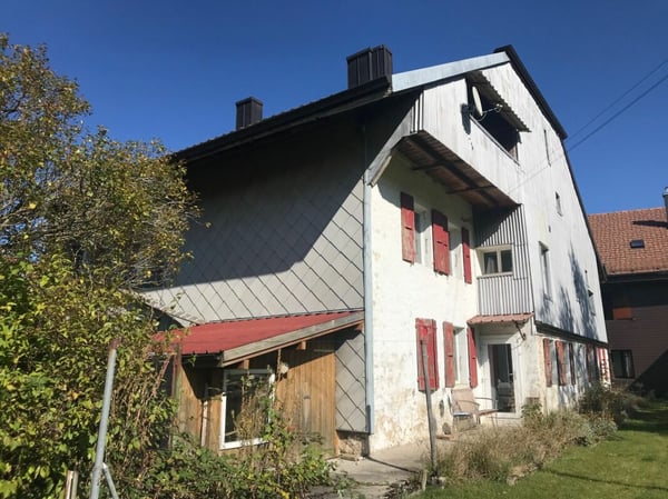 MAISON VILLAGEOISE A TRANSFORMER AVEC PERMIS EN FORCE POUR UNE VILLA INDIVIDUELLE 1