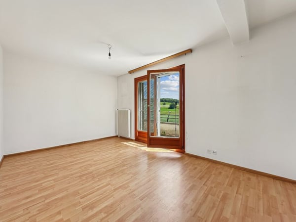 PETITE MAISON A RENOVER, EN BORDURE DE ZONE AGRICOLE 6