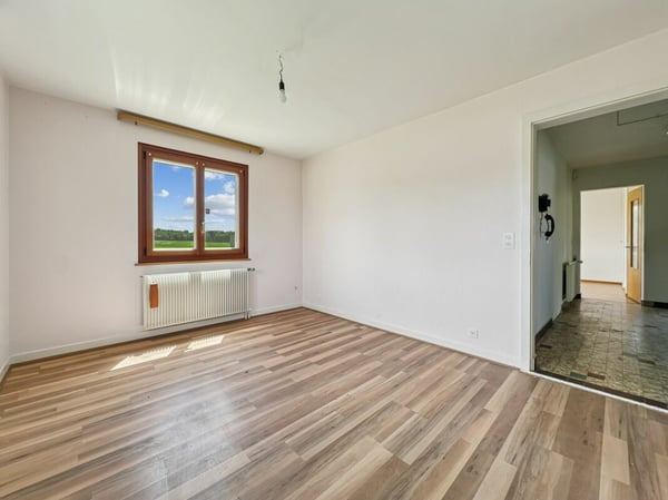 PETITE MAISON A RENOVER, EN BORDURE DE ZONE AGRICOLE 8