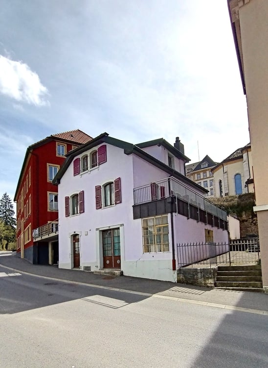 Jolie maison à rénover / transformer avec potentiel constructif additionnel 17