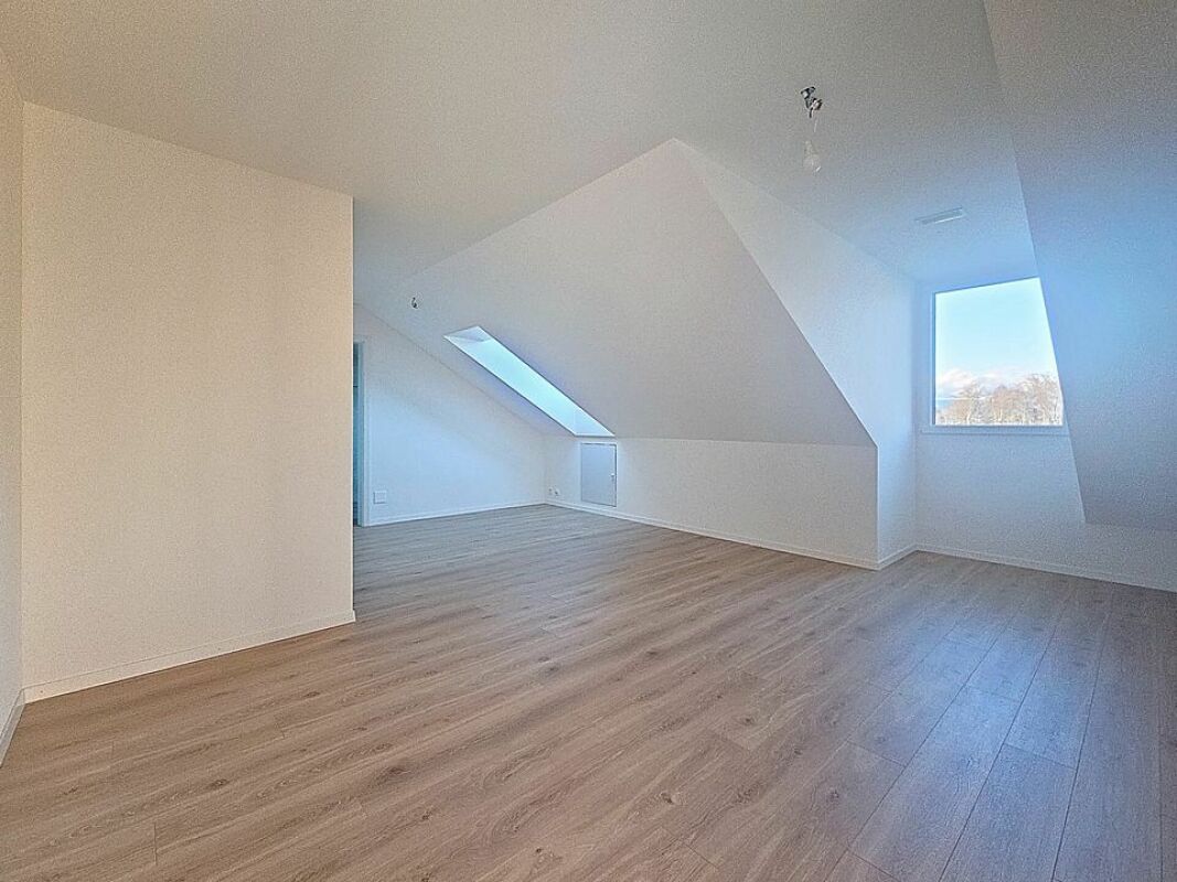 Très bel appartement de 4.5 pces neuf (Lot 9)