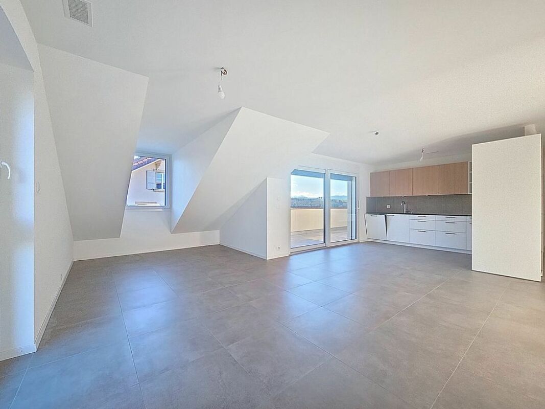 Très bel appartement de 4.5 pces neuf (Lot 9)