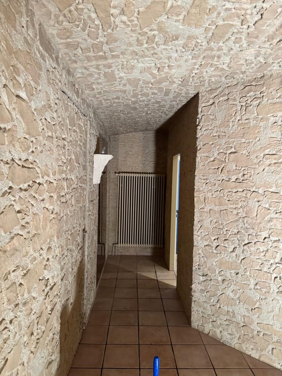 Magnifique local commercial d'environ 111 m2 18