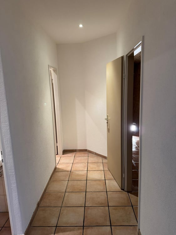 Magnifique local commercial d'environ 111 m2 15