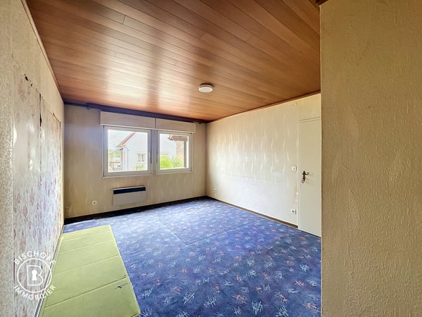 Charmantes Haus, das renovierungsbedürftig ist – sofort verfügbar 19