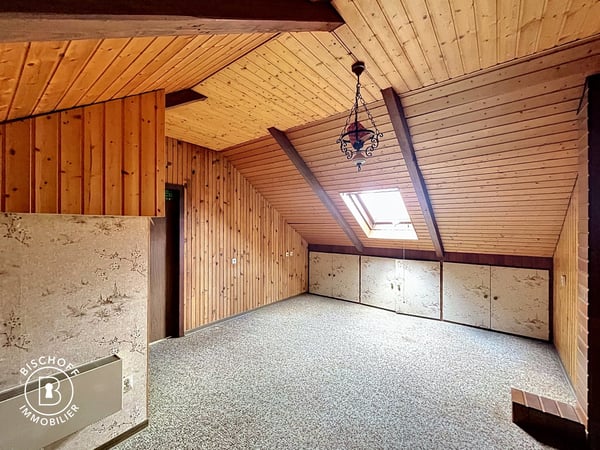Charmantes Haus, das renovierungsbedürftig ist – sofort verfügbar 22