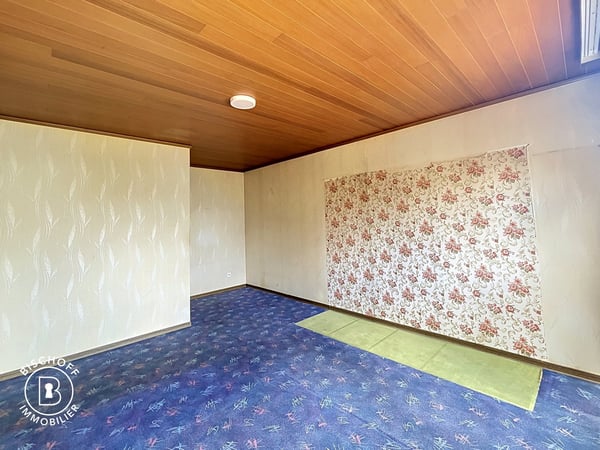 Charmantes Haus, das renovierungsbedürftig ist – sofort verfügbar 17