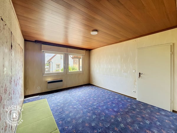 Charmantes Haus, das renovierungsbedürftig ist – sofort verfügbar 37