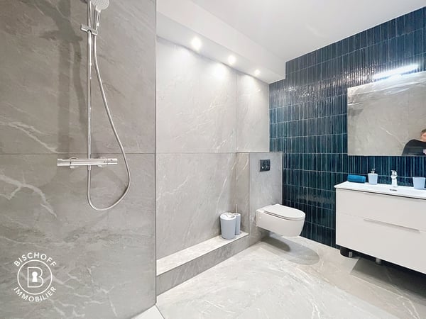 Moderne 1.5-Zimmer-Wohnung mit Stadtblick in Saint-Louis – sofort verfügbar! 3