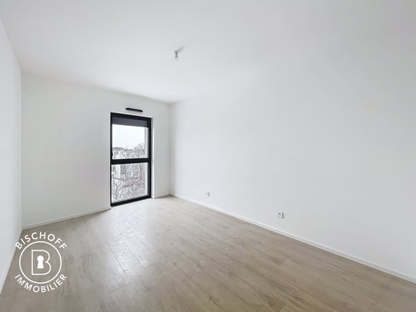Moderne 3-Zimmer-Neubau-Wohnung mit Balkon und Stadtblick in Saint-Louis 8
