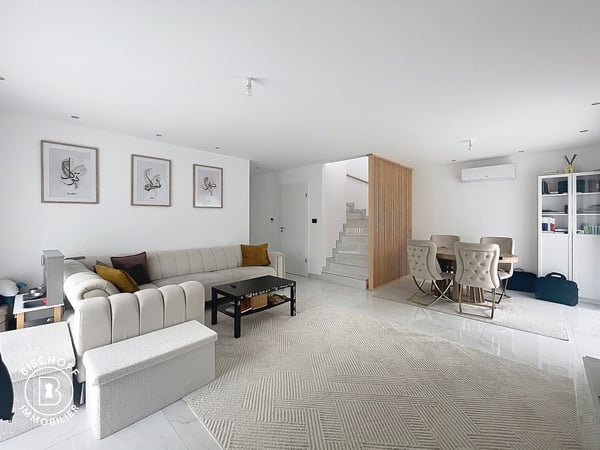 Modernes Einfamilienhaus in Rixheim – 5 Zimmer, Garage & Garten sofort verfügbar 4