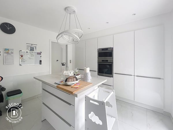 Modernes Einfamilienhaus in Rixheim – 5 Zimmer, Garage & Garten sofort verfügbar 3