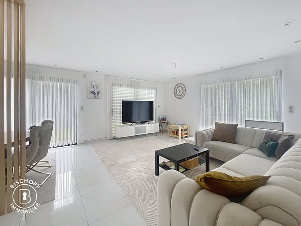 Modernes Einfamilienhaus in Rixheim – 5 Zimmer, Garage & Garten sofort verfügbar 1