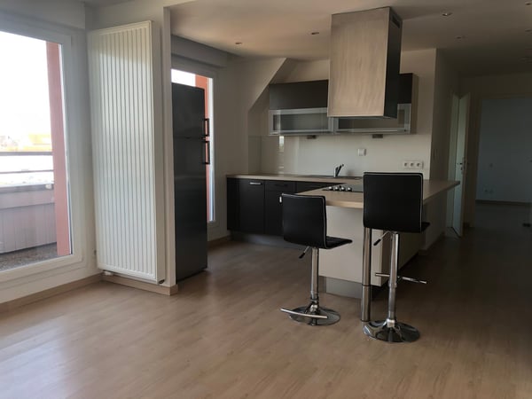 Moderne 2-Zimmer- mit Balkon und garage in Saint-Louis 2