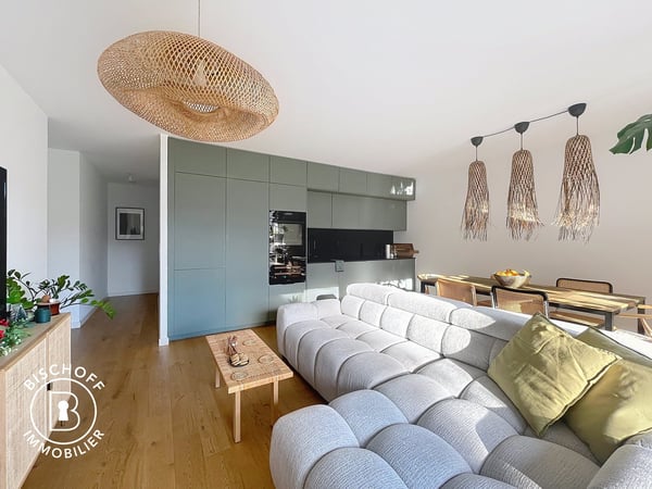 Außergewöhnliche Wohnung im Erdgeschoss 2
