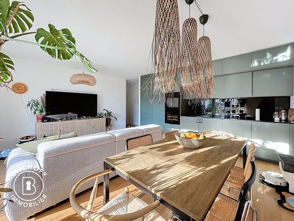 Außergewöhnliche Wohnung im Erdgeschoss 18