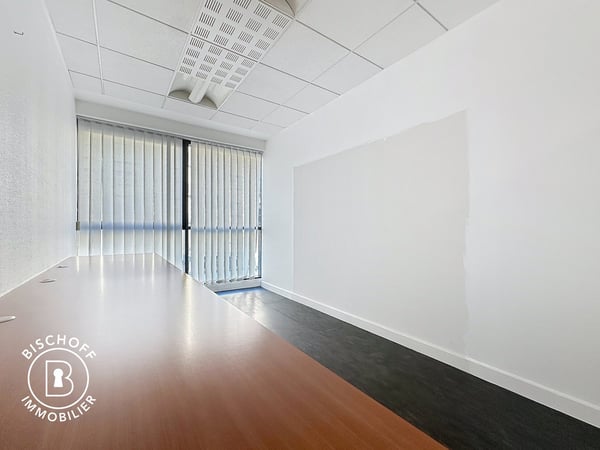Moderne Bürofläche im Herzen von Saint-Louis 15