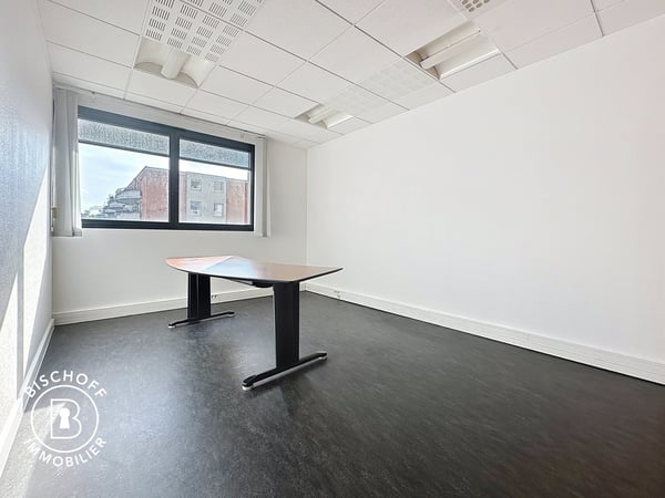 Moderne Bürofläche im Herzen von Saint-Louis 11