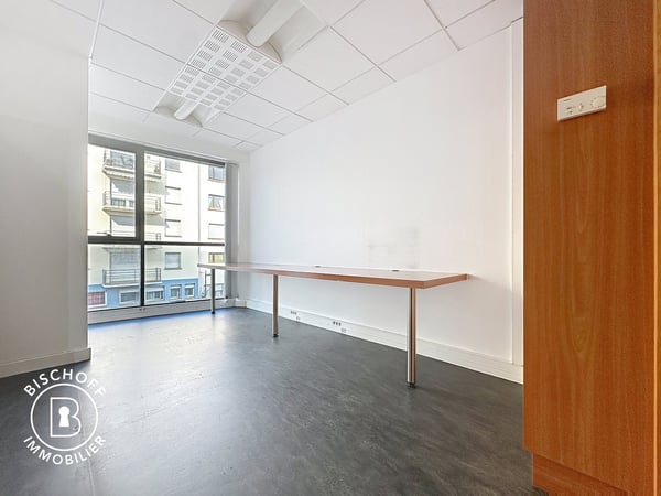 Moderne Bürofläche im Herzen von Saint-Louis 17