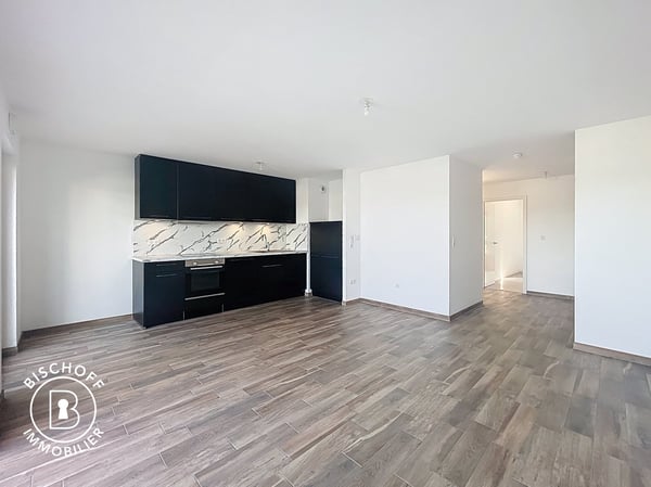 Moderne 3-Zimmer-Wohnung mit Balkon in Saint-Louis 3
