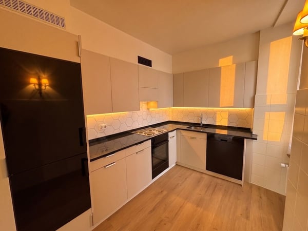 Appartement lumineux de 3.5 pièces avec vue lac et montagnes 2