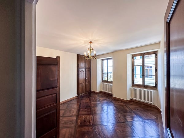 Appartement spacieux de 3,5 pièces avec vue sur les toits de Montreux 3