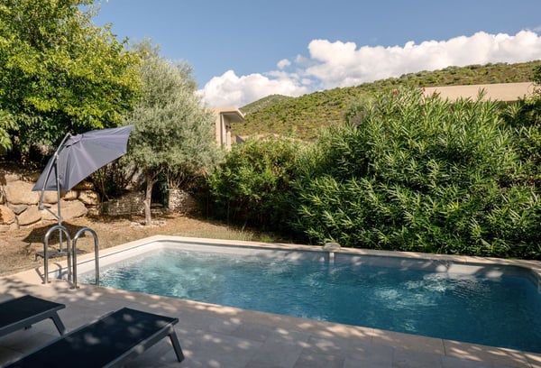 Corse du Nord - Aux portes de Saint-Florent - Magnifique opportunité - Deux villas, deux piscines, une infinité de possibilités 11