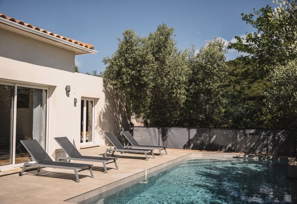 Corse du Nord - Aux portes de Saint-Florent - Magnifique opportunité - Deux villas, deux piscines, une infinité de possibilités 8