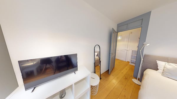 Comfortable Studio in Eaux-Vives | Washer, WiFi & Great Transport Links 2