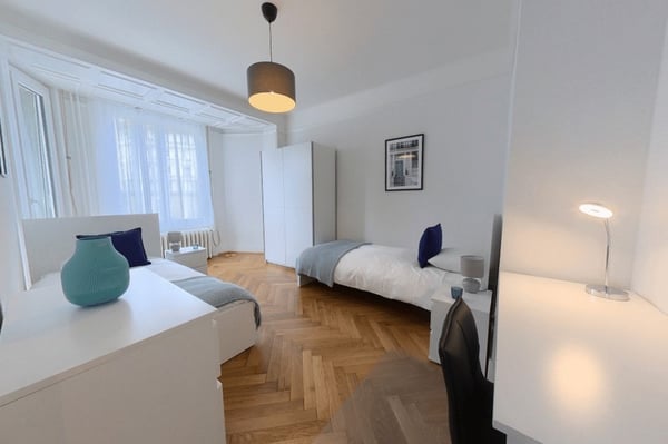 Furnished apartment only 5 minutes from the lake 5