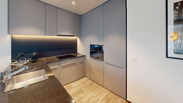 Wohnung mit Balkon – Mindestmietdauer 1 Monat 12