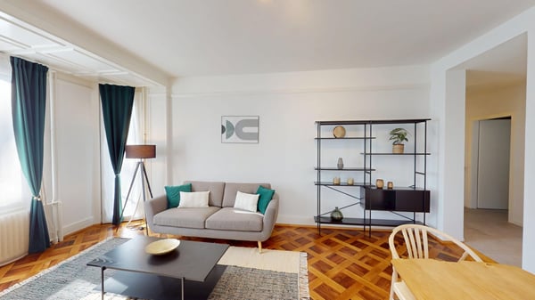 Spacious & Modern 1-Bed Apartment, 1 Bathrooms & Parking 6