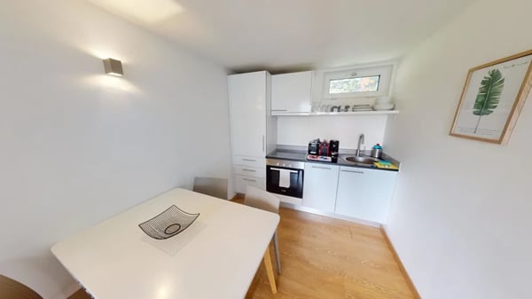 Limited offer! Rooftop Views & Central Location: 1-Bedroom Apartment in Lausanne 3