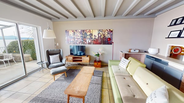 Charming 3 bedroom Lakeside House with Private Jetty - Buchillon! 3