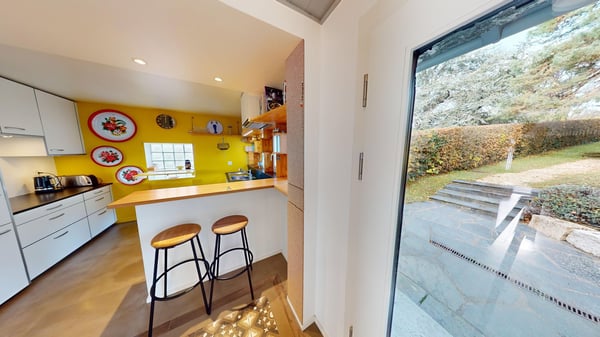 Charming 3 bedroom Lakeside House with Private Jetty - Buchillon! 10