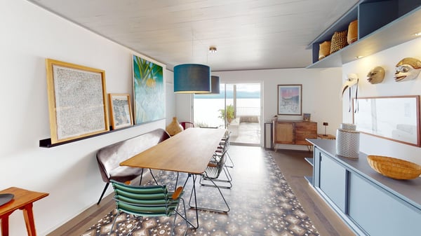 Charming 3 bedroom Lakeside House with Private Jetty - Buchillon! 9