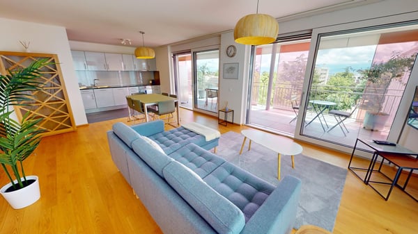 Spacious 2-Bedroom Apartment with Terrace, Prime Location Near City Center 1