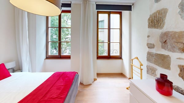 Modern 2-bed Lausanne city centre 9