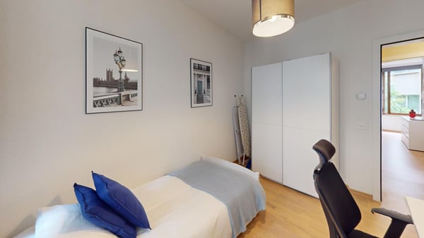 Modern 2-bed Lausanne city centre 10