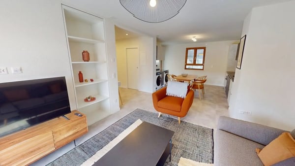 Well-Connected 1-Bedroom Apartment in Zurich 1