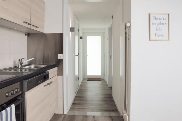 Modern & Spacious 1-Bedroom Apartment - Excellent Location near Union Prilly 5